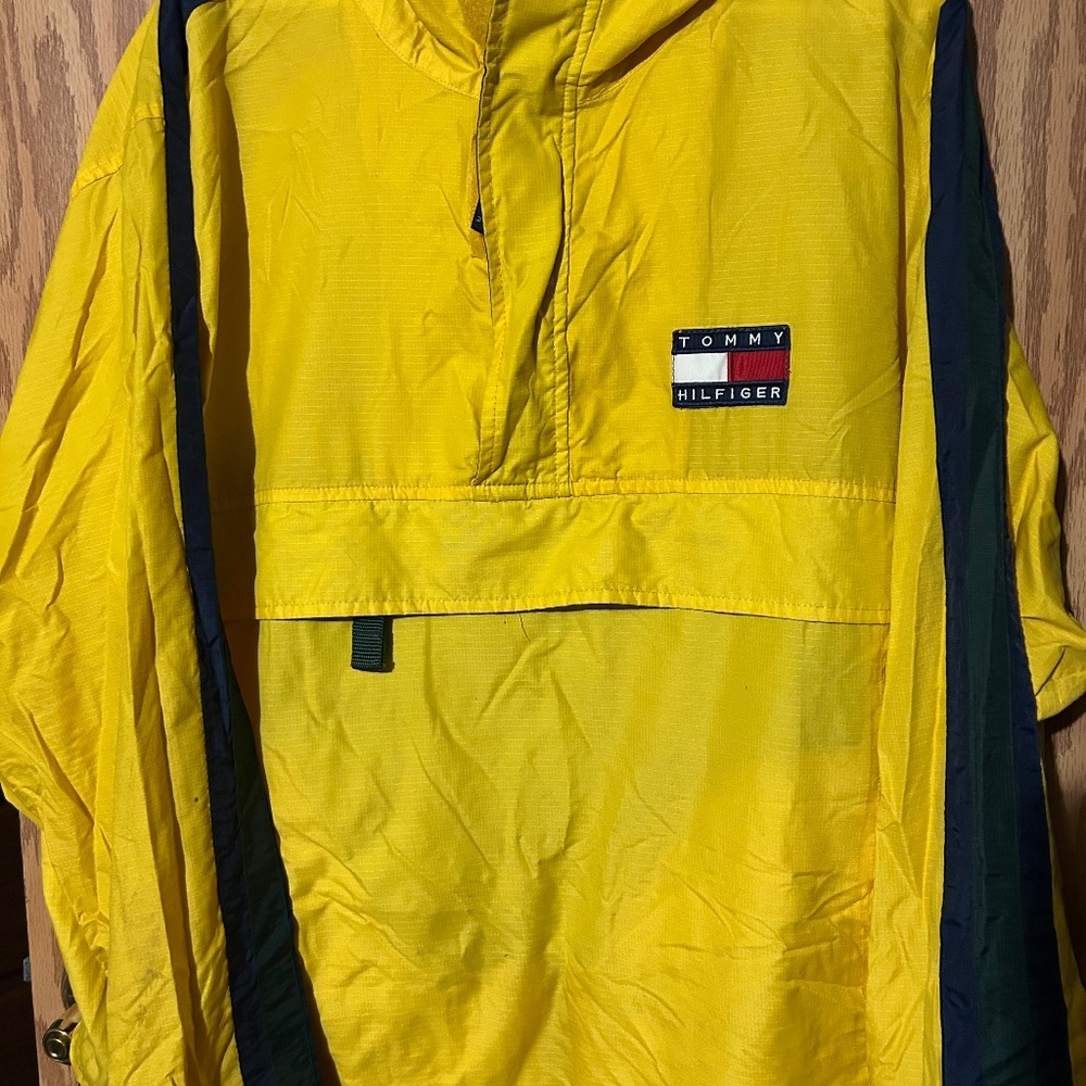 Tommy Hilfiger wind breaker